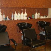 Beauty salon washing area