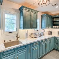 Kitchen pantry