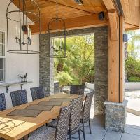 Backyard patio dinning area